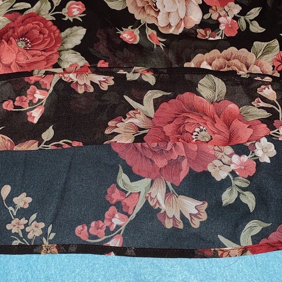 SHEIN Curve mock neck floral sheer long sleeve pullover flowy NEW size 4X - Picture 3 of 12